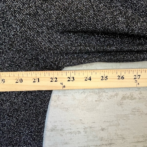 Talbots Black Silver Shiny Sparkly Long Sleeve Top Sz L Stretchy Comfortable - Picture 14 of 14
